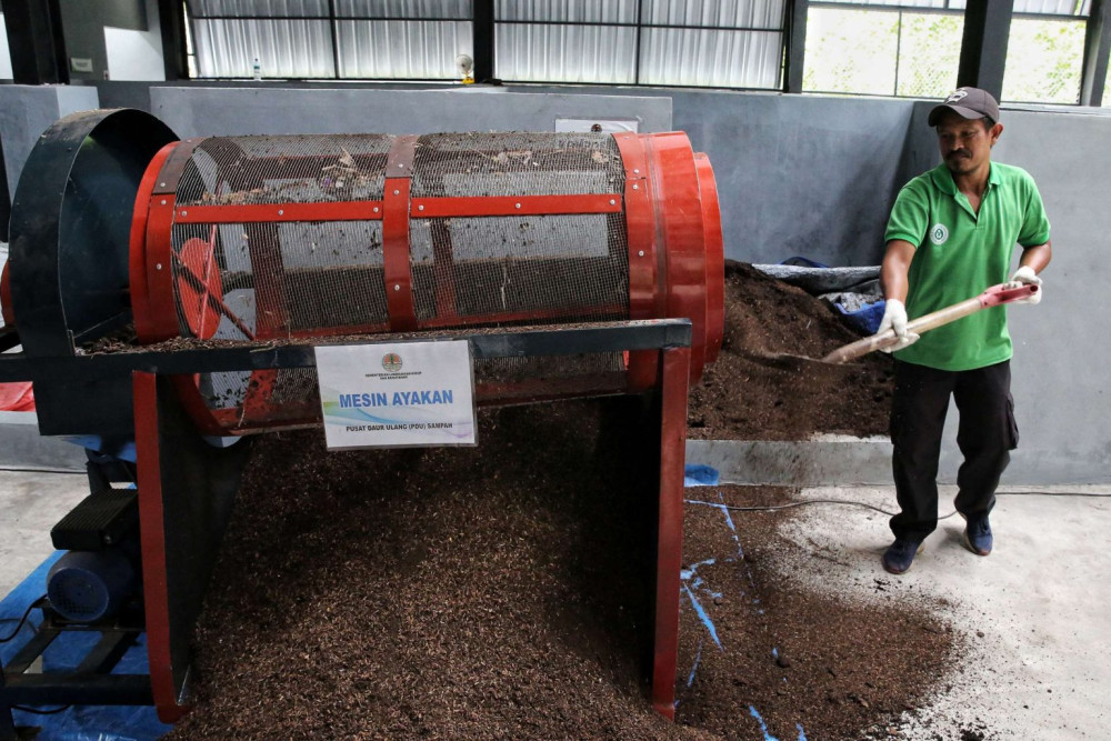 Pusat Daur Ulang Sampah Kota Palangka Raya Mampu Mengolah Sampah Ton