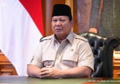 Presiden Prabowo Subianto menyampaikan keterangannya di kediaman pribadinya di Hambalang, Kabupaten Bogor, pada Jumat (29/8/ 2025).
